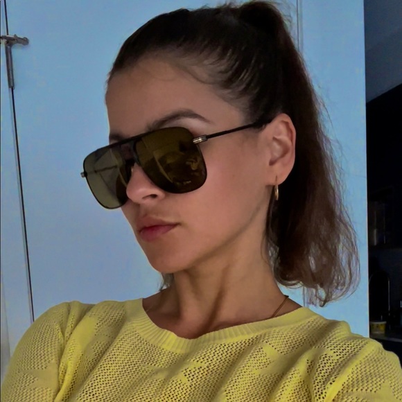 ✨JIMMY CHOO SUNGLASSES 🕶 - Picture 8 of 8